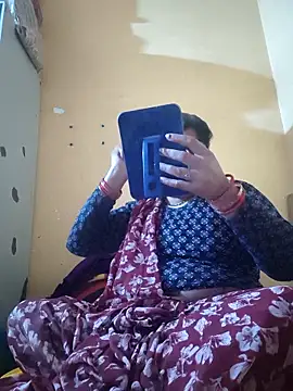 Snapshot of Rakhi99x chatting on 5, 4, 2026 Rakhi99x online show from 5, 4, 2026