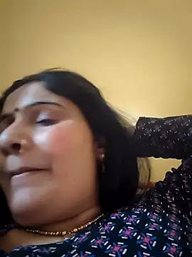 Snapshot of Rakhi99x chatting on 9, 4, 2026 Rakhi99x online show from 9, 4, 2026