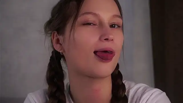 MelaniSeiver online show from 19, 9, 2025