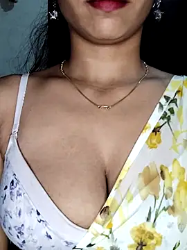 Snapshot of Savita2310 chatting on 27, 11, 2025 Savita2310 online show from 27, 11, 2025