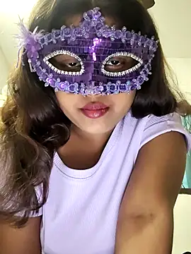 Snapshot of karina_0099 chatting on 10, 11, 2025 karina 0099 online show from 10, 11, 2025