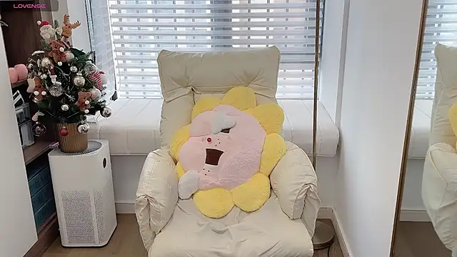 BlueBaby-77 online show from 9, 10, 2025