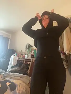 kittykatbean online show from 22, 11, 2025