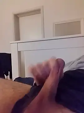 Snapshot of NewJoiner chatting on 13, 2, 2026 NewJoiner online show from 13, 2, 2026