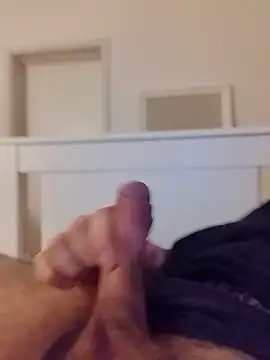 Snapshot of NewJoiner chatting on 20, 3, 2026 NewJoiner online show from 20, 3, 2026