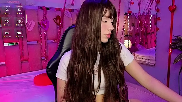 ZharaLux online show from 13, 2, 2026