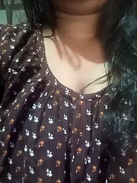 Snapshot of Aaradhya_Sharma chatting on 4, 12, 2025 Aaradhya Sharma online show from 4, 12, 2025