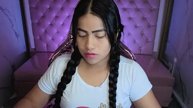 Victoria b  online show from 12, 11, 2025