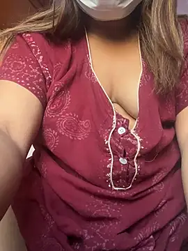 goodvibesonly44445 online show from 9, 2, 2026