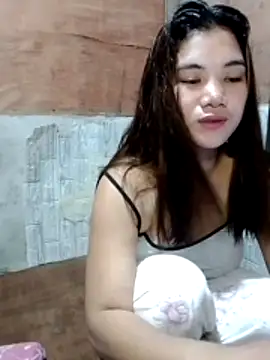 Rosette0516 online show from 13, 11, 2025