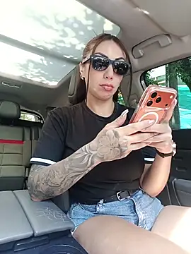 Snapshot of Sarahlove_90 chatting on 12, 2, 2026 Sarahlove 90 online show from 12, 2, 2026