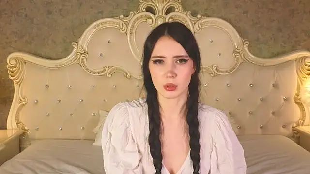 GraceMartinos online show from 2, 11, 2025