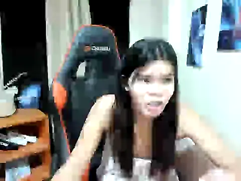 Snapshot of dianne_swift chatting on 14, 7, 2026 dianne swift online show from 14, 7, 2026