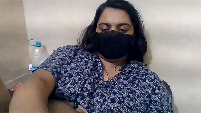 Vaani Singha online show from 15, 6, 2026