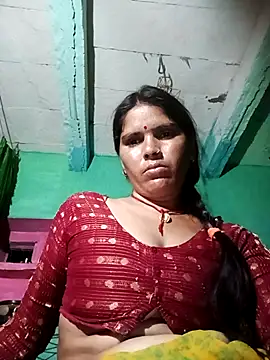 Snapshot of Sexy_queeny chatting on 10, 9, 2025 Sexy queeny online show from 10, 9, 2025