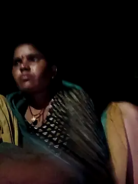 Snapshot of Sexy_queeny chatting on 24, 9, 2025 Sexy queeny online show from 24, 9, 2025