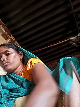 Snapshot of Sexy_queeny chatting on 11, 10, 2025 Sexy queeny online show from 11, 10, 2025