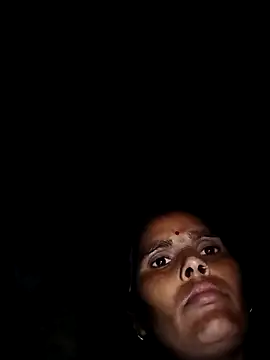 Snapshot of Sexy_queeny chatting on 12, 10, 2025 Sexy queeny online show from 12, 10, 2025