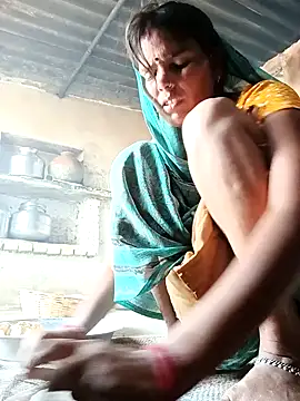 Snapshot of Sexy_queeny chatting on 15, 10, 2025 Sexy queeny online show from 15, 10, 2025