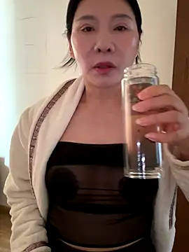 xiiuuff18 online show from 27, 11, 2025