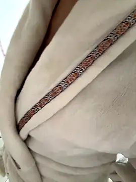 xiiuuff18 online show from 3, 12, 2025