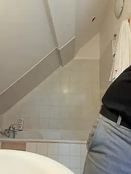 Snapshot of Devran464354 chatting on 23, 10, 2025 Devran464354 online show from 23, 10, 2025