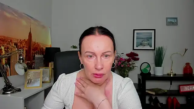 Velvet Jasmine online show from 11, 9, 2025