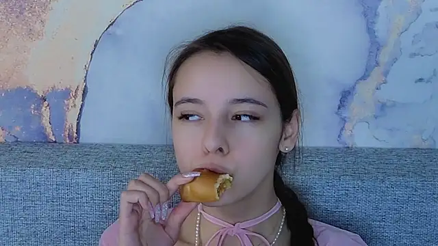 Snapshot of BerryTeen chatting on 23, 10, 2025 BerryTeen online show from 23, 10, 2025