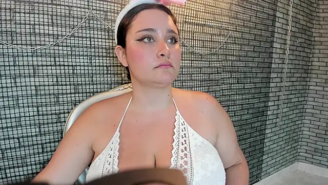 Briana 24 online show from 26, 2, 2026