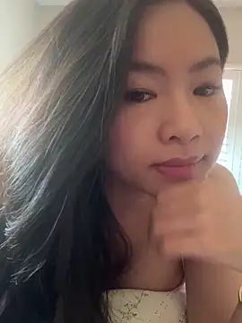 Snapshot of KaraMeii chatting on 9, 9, 2025 KaraMeii online show from 9, 9, 2025