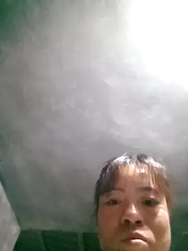 Snapshot of Maymay0033 chatting on 18, 11, 2025 Maymay0033 online show from 18, 11, 2025