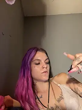 ittybittymeryssa online show from 6, 11, 2025