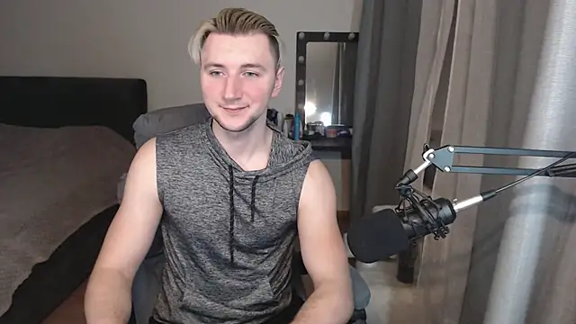 Snapshot of Elvin_Vaenight chatting on 9, 9, 2025 Elvin Vaenight online show from 9, 9, 2025