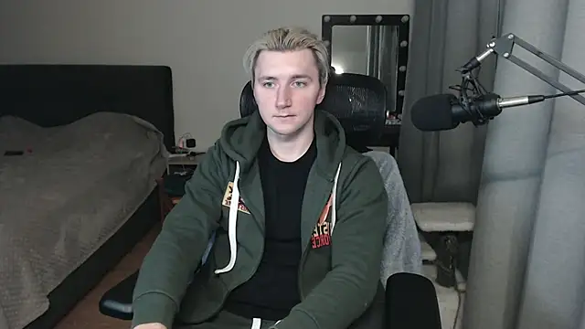 Snapshot of Elvin_Vaenight chatting on 21, 10, 2025 Elvin Vaenight online show from 21, 10, 2025