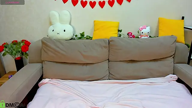 Sylvia Ortiz online show from 19, 2, 2026