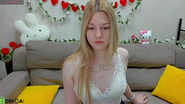 Sylvia Ortiz online show from 5, 3, 2026