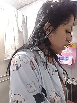 Queen Ashly online show from 3, 11, 2025