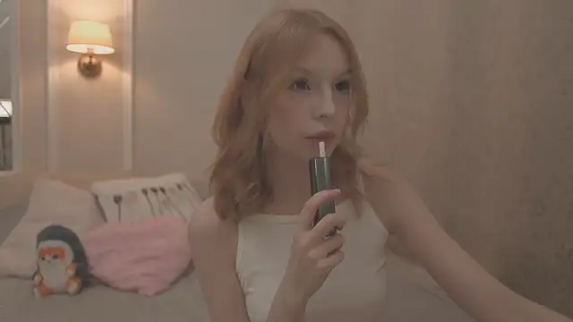 claire bennett online show from 9, 10, 2025