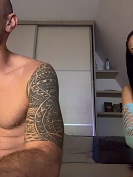 Snapshot of Enriko_Aisah2025 chatting on 1, 10, 2025 Enriko Aisah2025 online show from 1, 10, 2025