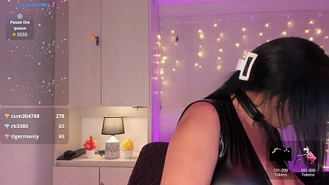 VickyRuiz  online show from 26, 5, 2026