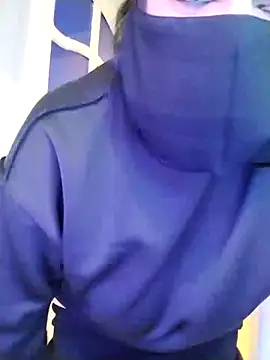 lilyan12 online show from 18, 4, 2026