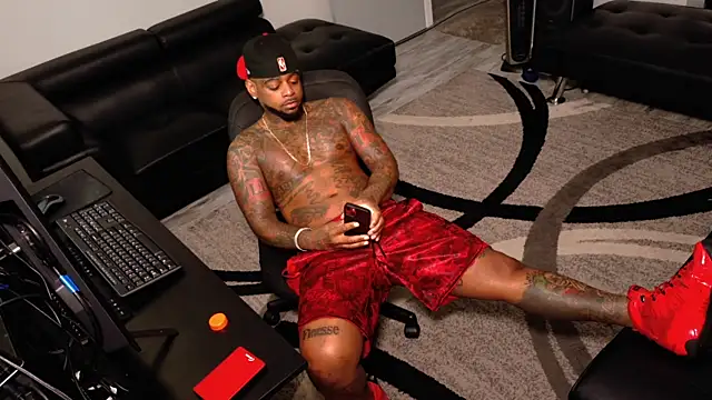 Snapshot of SLANGONDEMHOES chatting on 23, 2, 2026 SLANGONDEMHOES online show from 23, 2, 2026