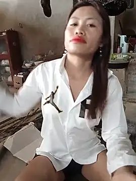 Snapshot of rubi_bae chatting on 15, 5, 2026 rubi bae online show from 15, 5, 2026