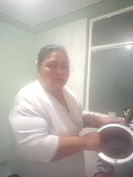 curvy diva  online show from 19, 9, 2025