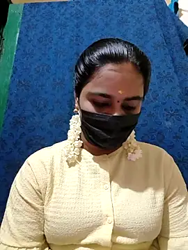 mini-queen online show from 11, 10, 2025