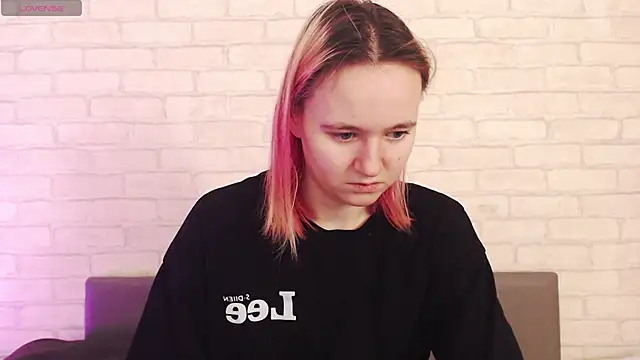 Ericha Stone online show from 10, 1, 2026