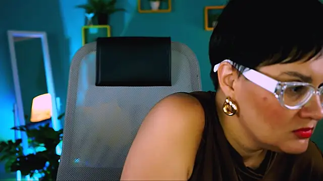 LauraDavidsons online show from 16, 11, 2025