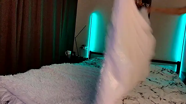 Missss Eva online show from 4, 10, 2025