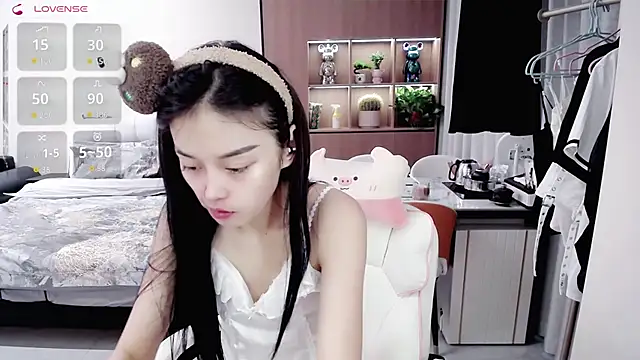 Xiao-zuzongl online show from 13, 9, 2025