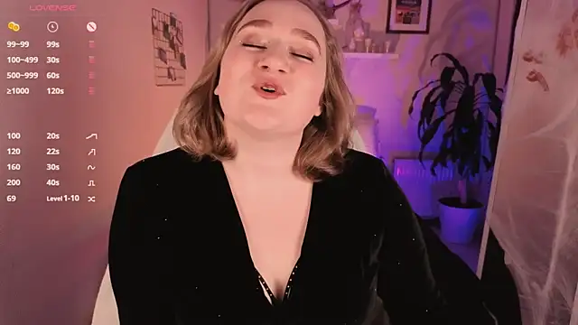 Kitty Rest  online show from 21, 10, 2025